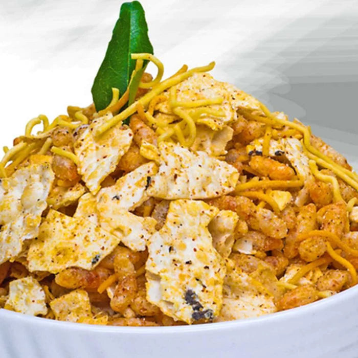 Savouring Indore Delicacies: Namkeen, Gajak, Papad, and Beyond