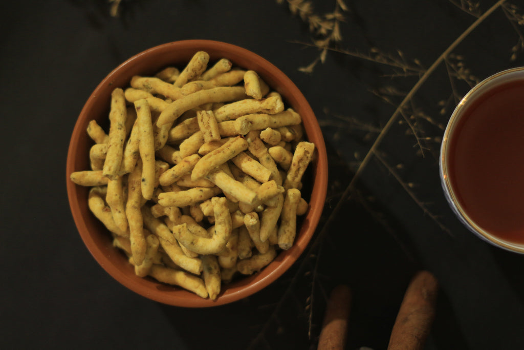 Fursati Kadak Charkhi Sev for tea time snacking now in mumbai 